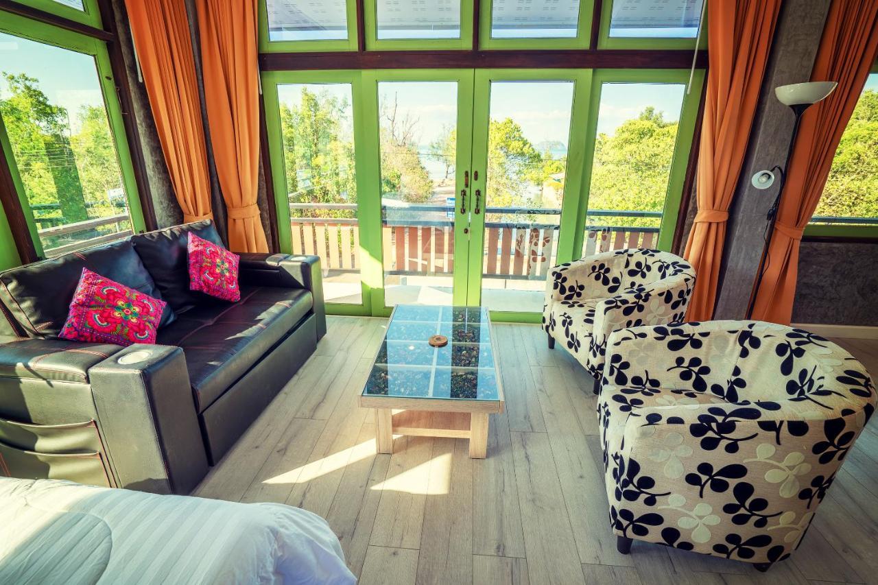 Tonmai Suites Ko Lanta エクステリア 写真
