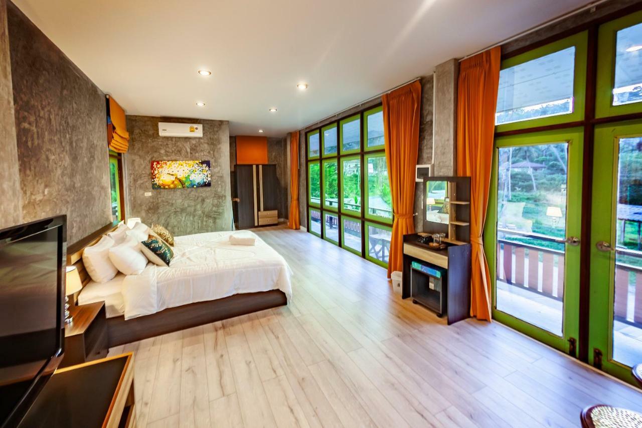Tonmai Suites Ko Lanta エクステリア 写真